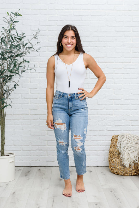 Florence High Waist Destroyed Boyfriend Jeans high waist, boyfriend fit, distressing, five pocket cut, and zipper fly