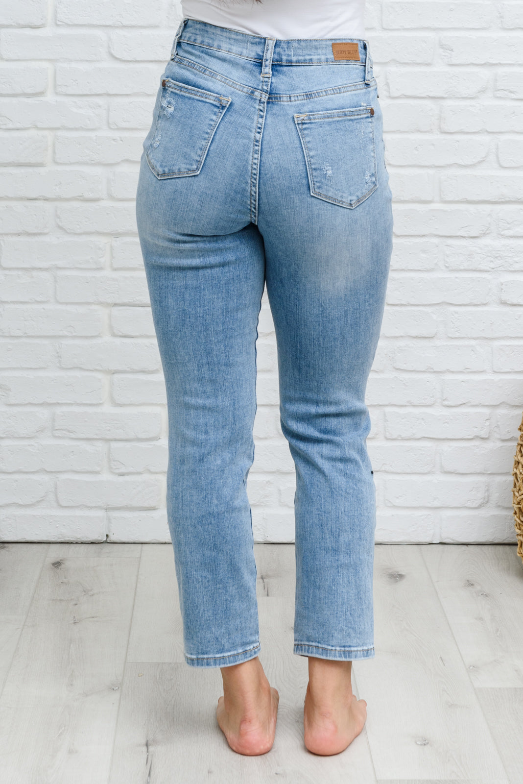 Florence High Waist Destroyed Boyfriend Jeans high waist, boyfriend fit, distressing, five pocket cut, and zipper fly