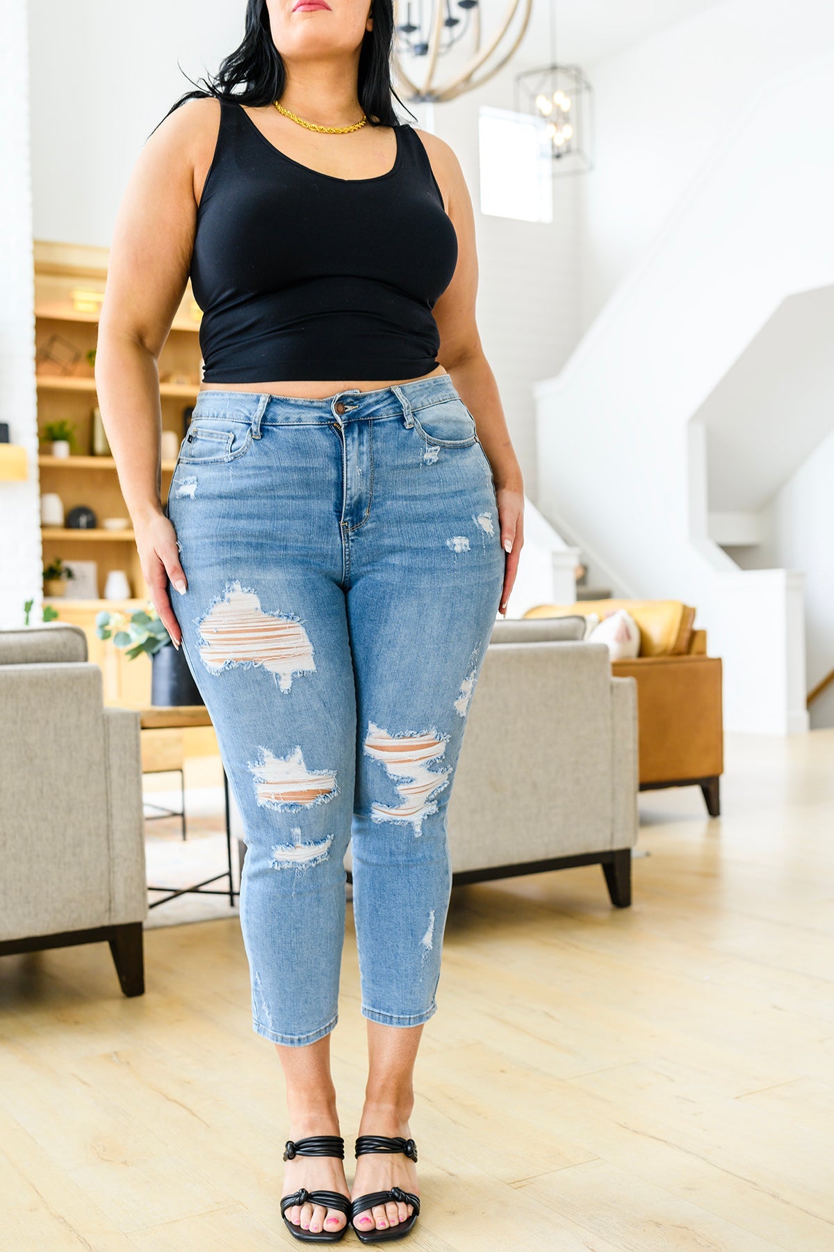 Florence High Waist Destroyed Boyfriend Jeans high waist, boyfriend fit, distressing, five pocket cut, and zipper fly