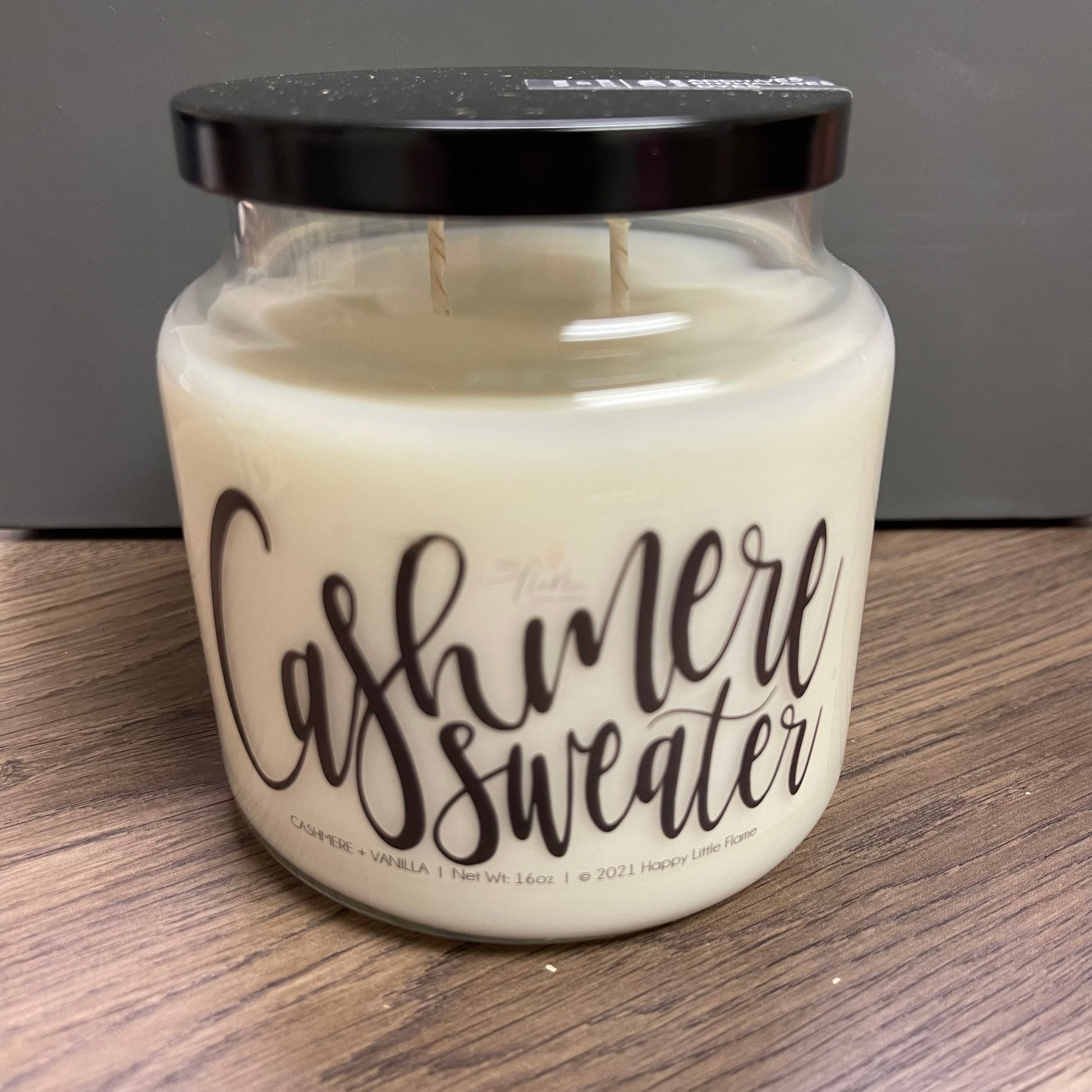 100% natural coconut wax and soy wax, 100% natural cotton wicks, premium fragrance and essential oils farmhouse farm house candles home smell good scent air freshener