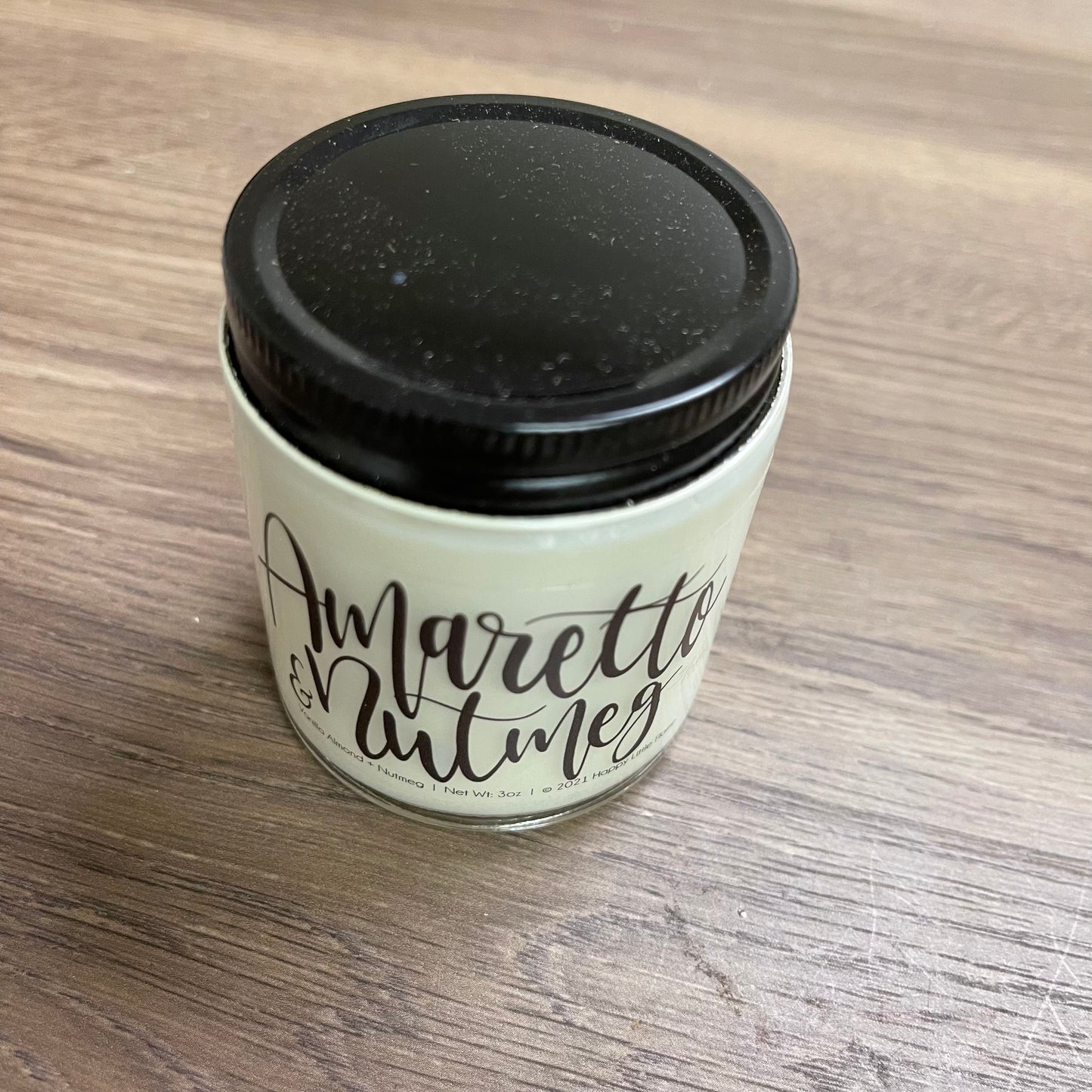Made with a custom blend of 100% natural coconut wax and soy wax, 100% natural cotton wicks, premium fragrance and essential oils home scent air freshener home decor