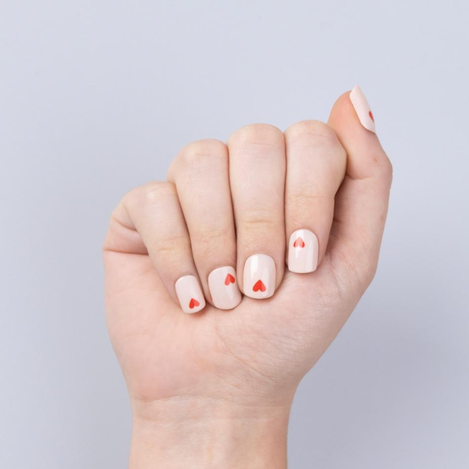 Pop-on Red Aspen Nail Dashes for a customizable mani that can be applied in minutes at a fraction of the salon cost